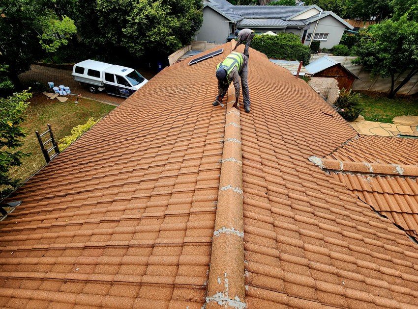 Tile Roof Repair Painting project photo 3