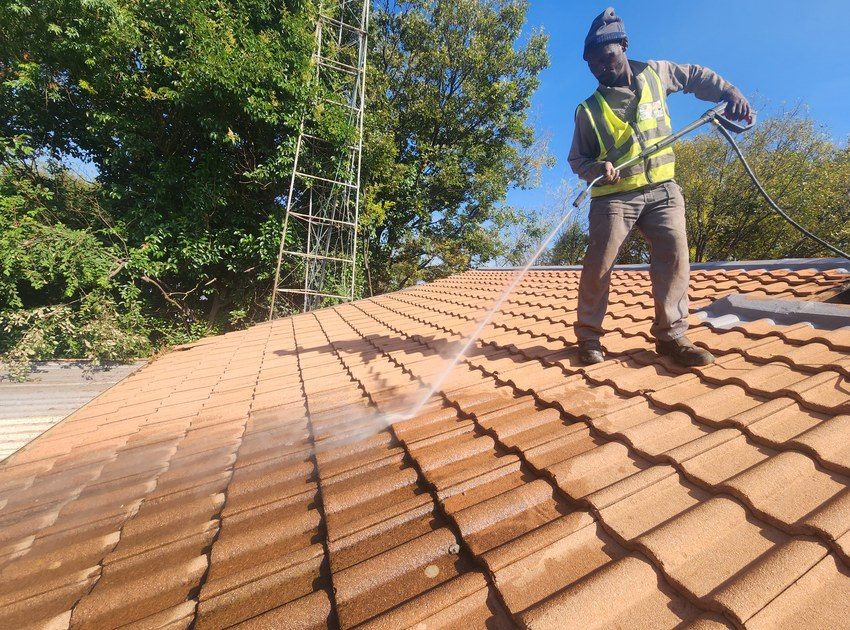 Tile Roof Repair Painting project photo 8